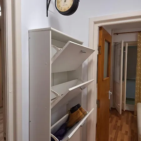 아파트 Faleza Nord Reyna