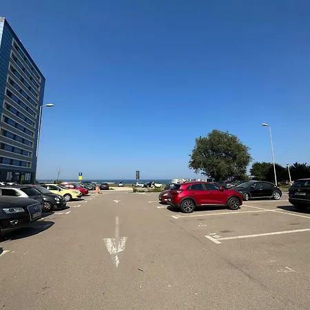 Διαμέρισμα Faleza Nord Reyna