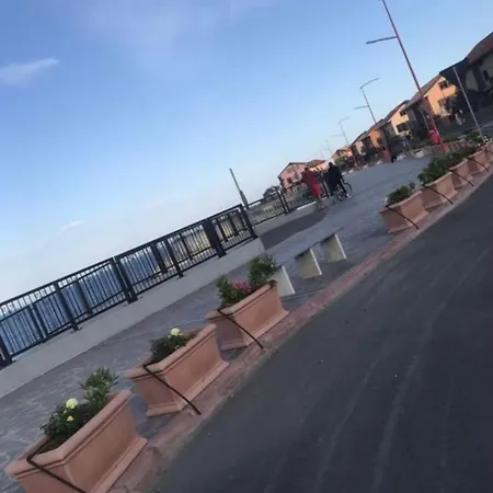 Faleza Nord Reyna Апартаменты Констанца