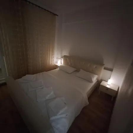 Apartamento Faleza Nord Reyna *